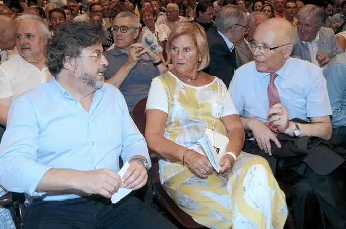 Un afín a Puigdemont exige negociar el 
