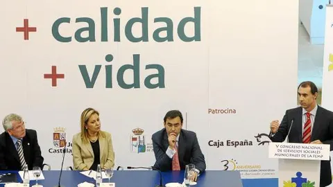 Proponen que parte del IRPF vaya a los ayuntamientos para servicios sociales