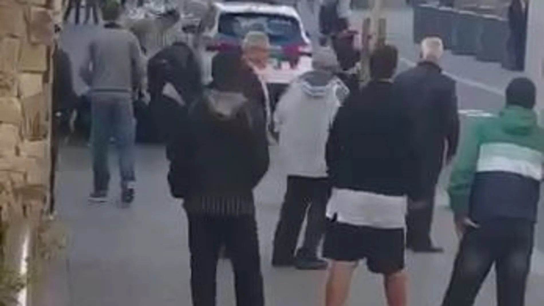 Herida leve de un disparo una agente de los Mossos en Santa Coloma