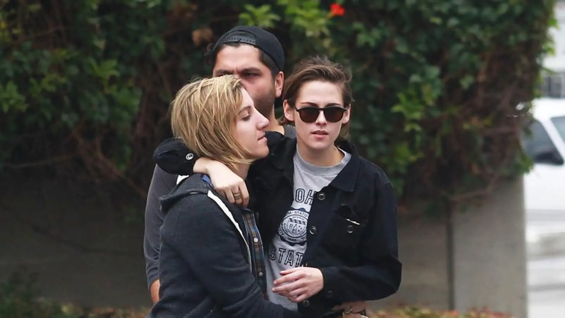 Kristen Stewart y su novia, Alice Carlige en Los Angeles
