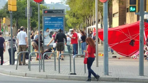 Una tercera persona agredida en la carpa pro-selección lo denuncia a Mossos