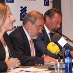 La consellera Salvador, el presidente de Cierval, González, y el presidente de Feprova, Murcia