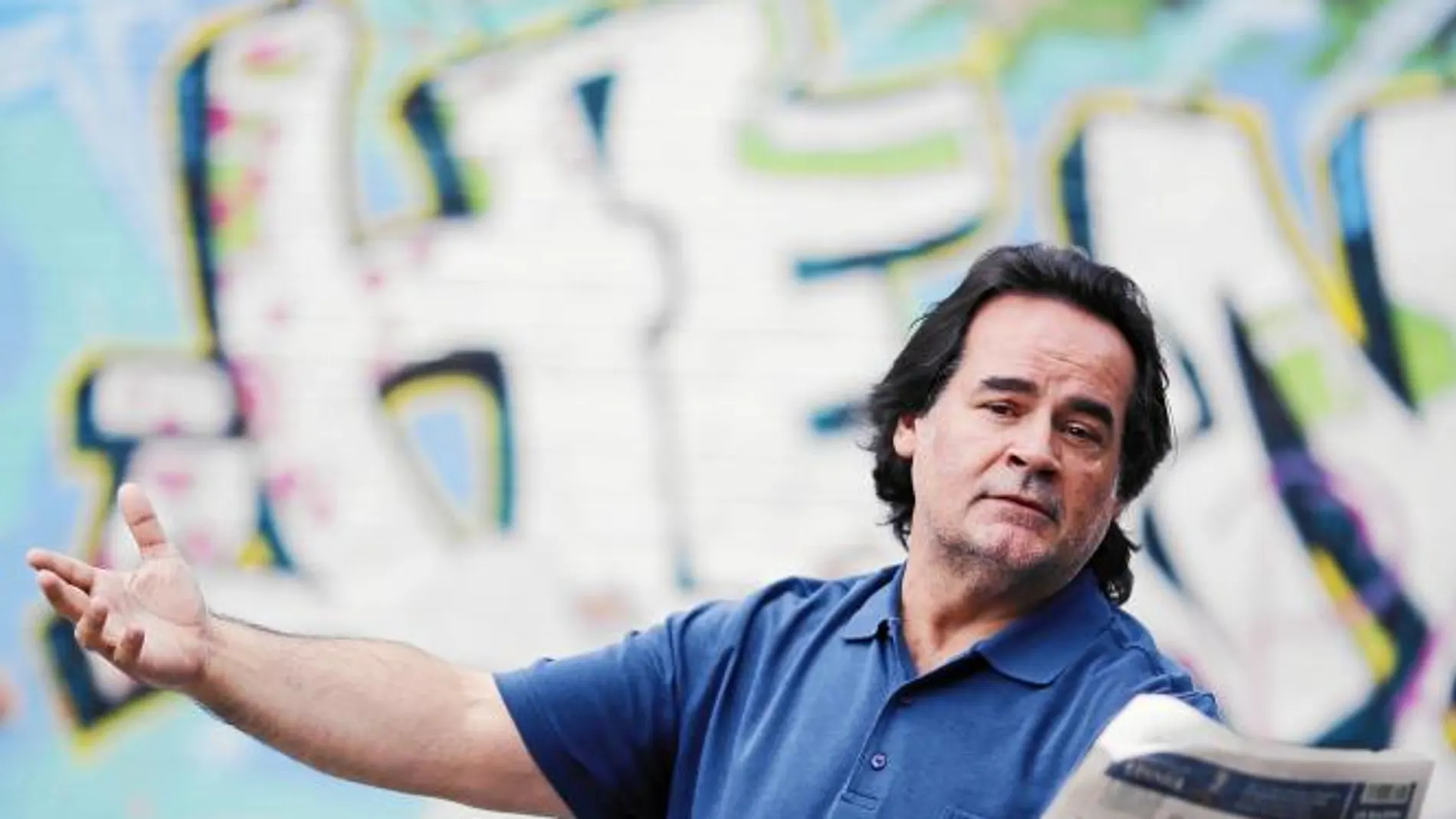 José Bros: «El presente no existe porque nos recreamos en el pasado y vivimos en el futuro»
