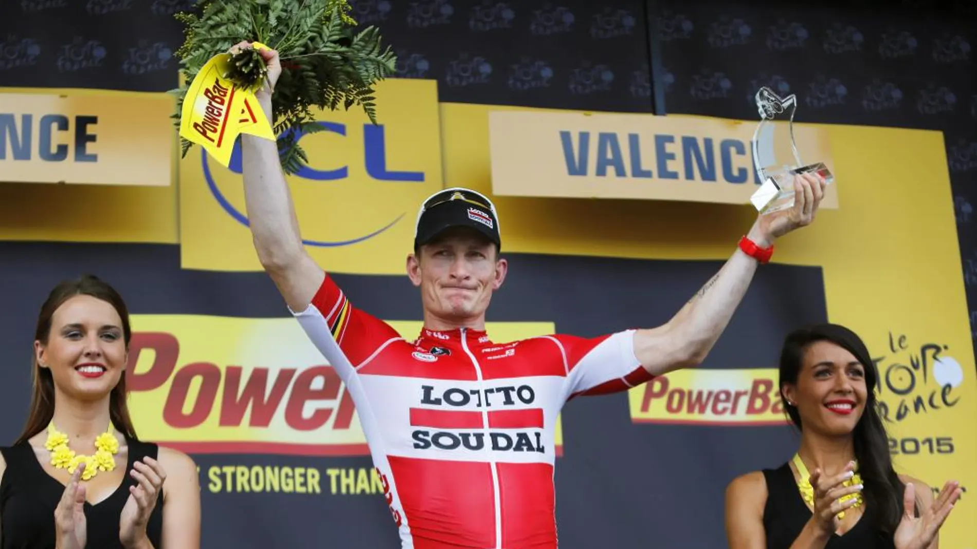 André Greipel celebra el podio de la 15ª etapa del Tour