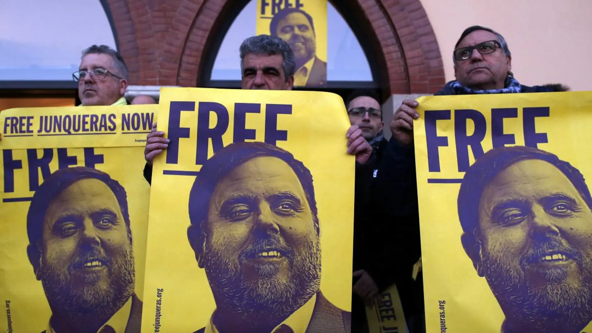 La defensa de Junqueras pide al TC su puesta en libertad