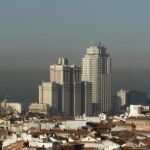 El noreste de Barcelona y el sureste de Madrid, los núcleos urbanos más contaminados