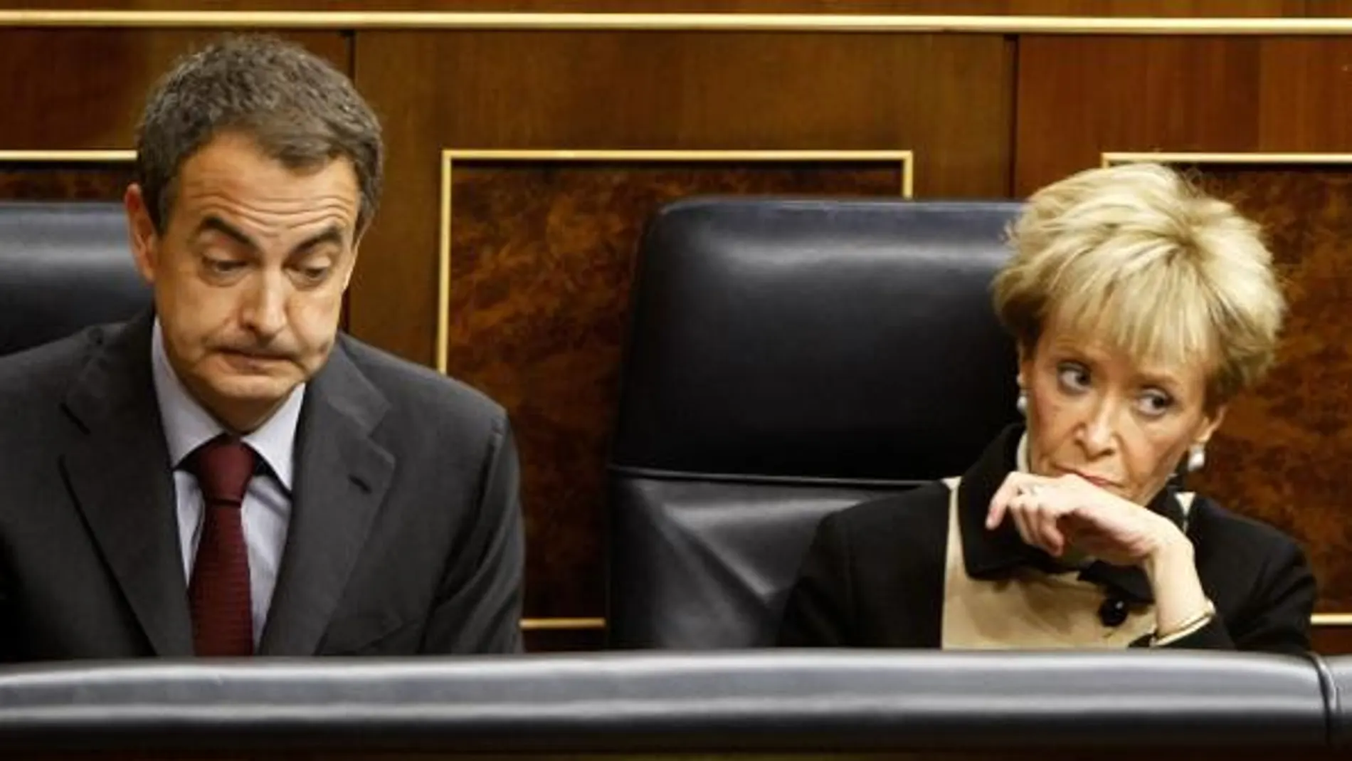 El TC rechaza el recurso de Zapatero contra el ex presidente por Irak