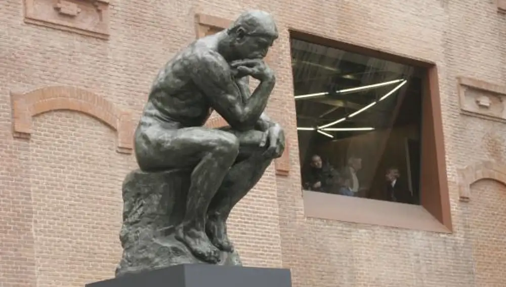 «El Pensador», de Rodin. El homo sapiens se ha elevado sobre el resto de seres vivos gracias al poder de la lógica