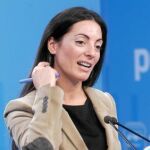La portavoz del PP de Andalucía, Rosario Soto, criticó al PSOE