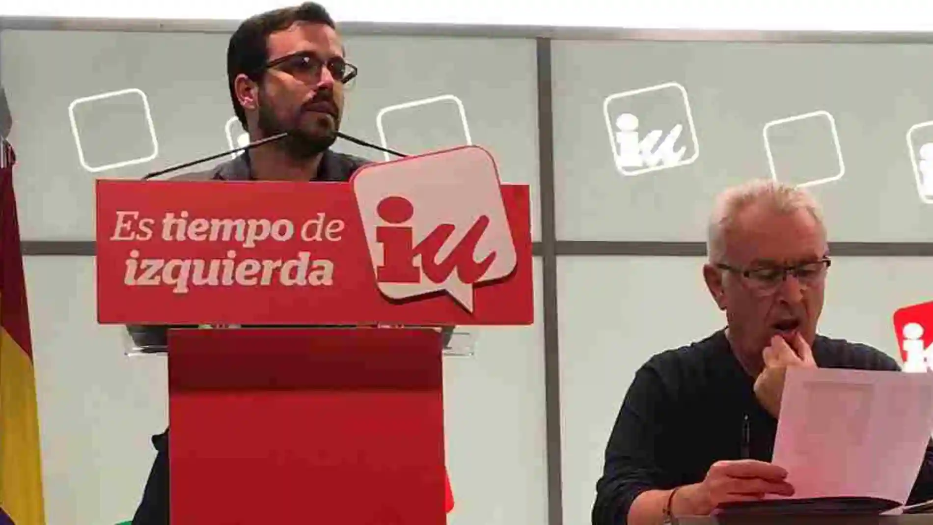 IU respalda a Garzón para negociar una coalición electoral con Podemos