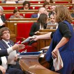 En la imagen, Eulàlia Reguant y Oriol Junqueras tras el debate a la totalidad de los presupuestos