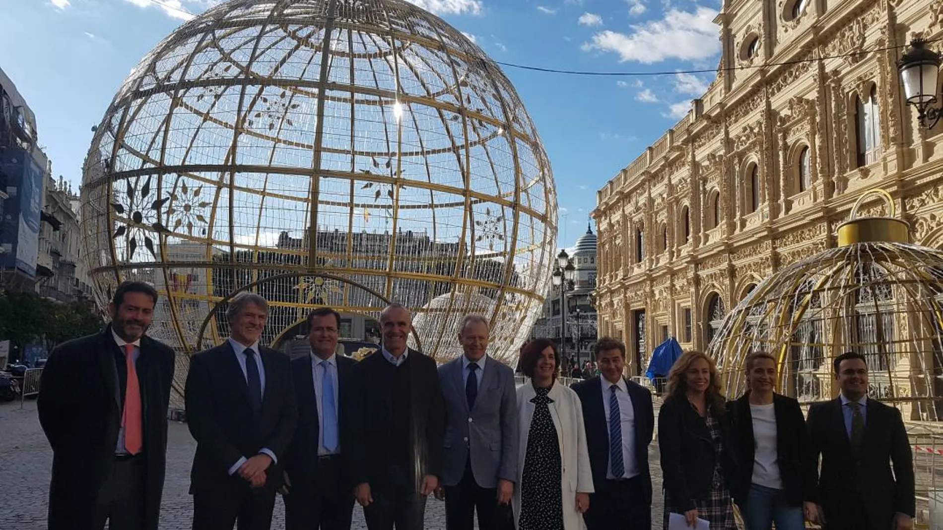 La Navidad en Sevilla «más allá de los mappings»