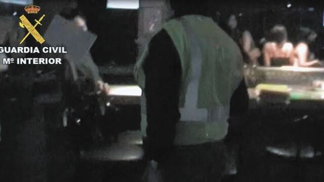 La Guardia Civil ha llevada a cabo la operación conjuntamente con la Policía Nacional de Ploiesti, Rumanía.