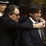 El TC duda de que se pueda impugnar la toma de posesión de Puigdemont