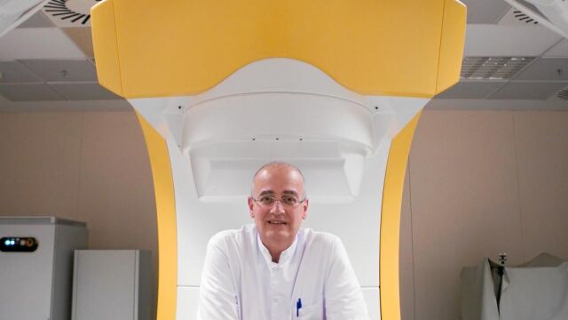 Raimon Mirabell: «La radioterapia es hoy un tratamiento mucho más eficaz y menos tóxico»