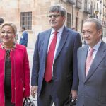 Rosa Valdeón llega al III Congreso de Empresa Familiar en Salamanca junto a José Miguel Isidro y José Antonio