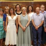 La presidenta de la Diputación de Palencia, Ángeles Armisén, suscribe el convenio con los representantes de las entidades sociales