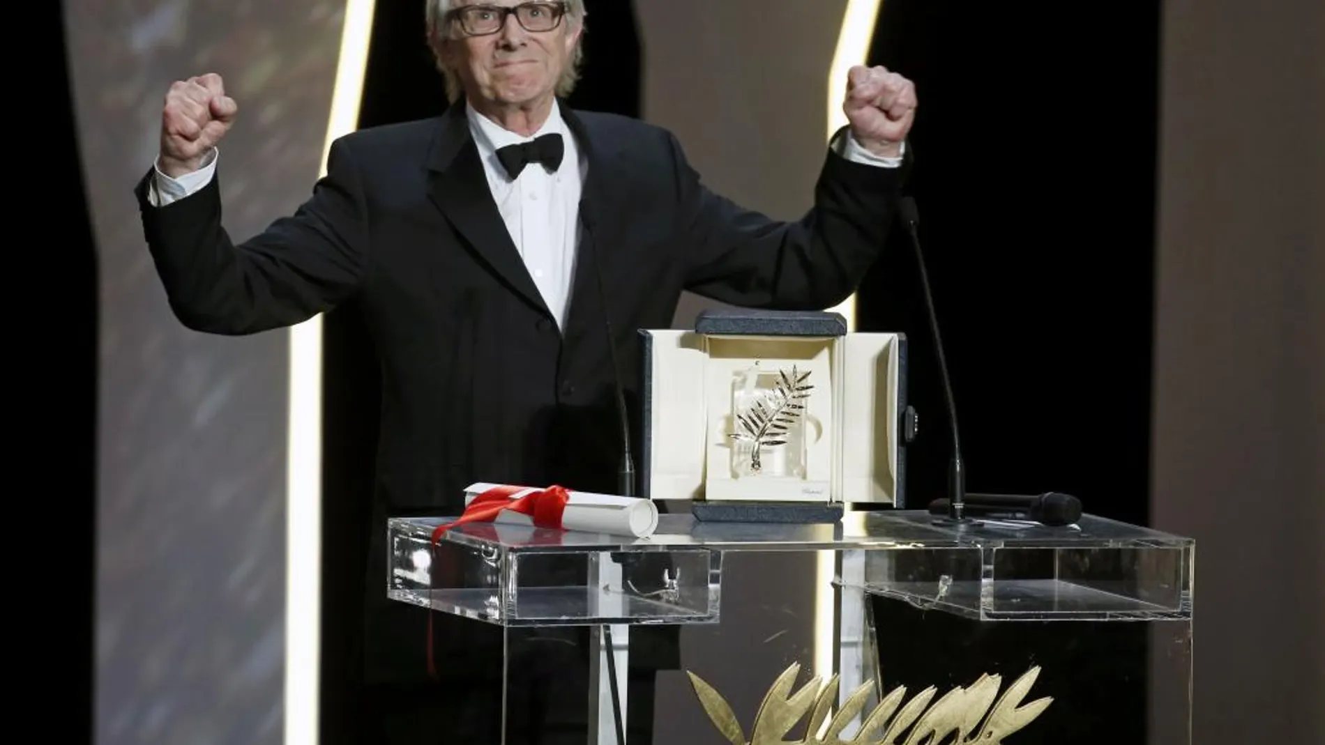 El cineasta británico Ken Loach durante la ceremonia del 69 Festival de Cannes