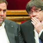 En la imagen, el vicepresidente de la Generalitat, Oriol Junqueras, y el presidente, Carles Puigdemont