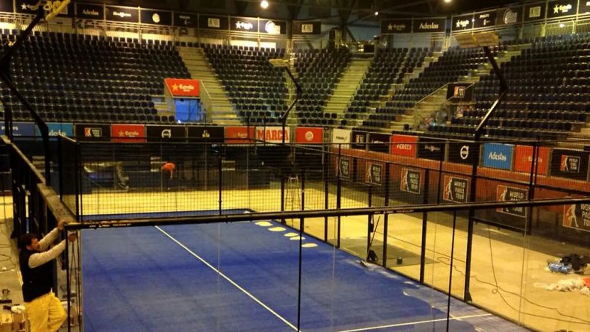 Montaje de la pista en IFEMA