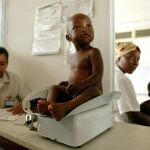 Imagen de un centro de vacunación de la malaria en Maputo (Mozambique)