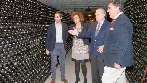 Sánchez se declara a Cataluña en el viejo cinturón rojo