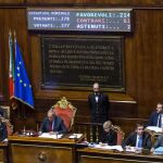 El Senado de Italia aprueba de manera definitiva el controvertido proyecto de ley de reforma electoral.