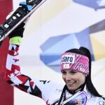 La austríaca Puchner sorprende en el último descenso del año en St. Moritz