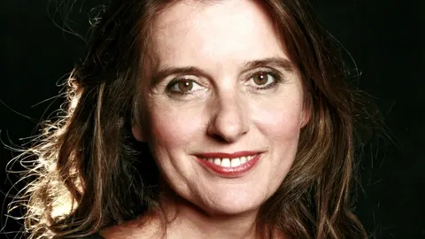 Victoria Salvador será la Reina emérita, la soberana y la princesa griega
