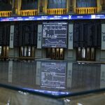 Paneles informativos de la Bolsa de Madrid