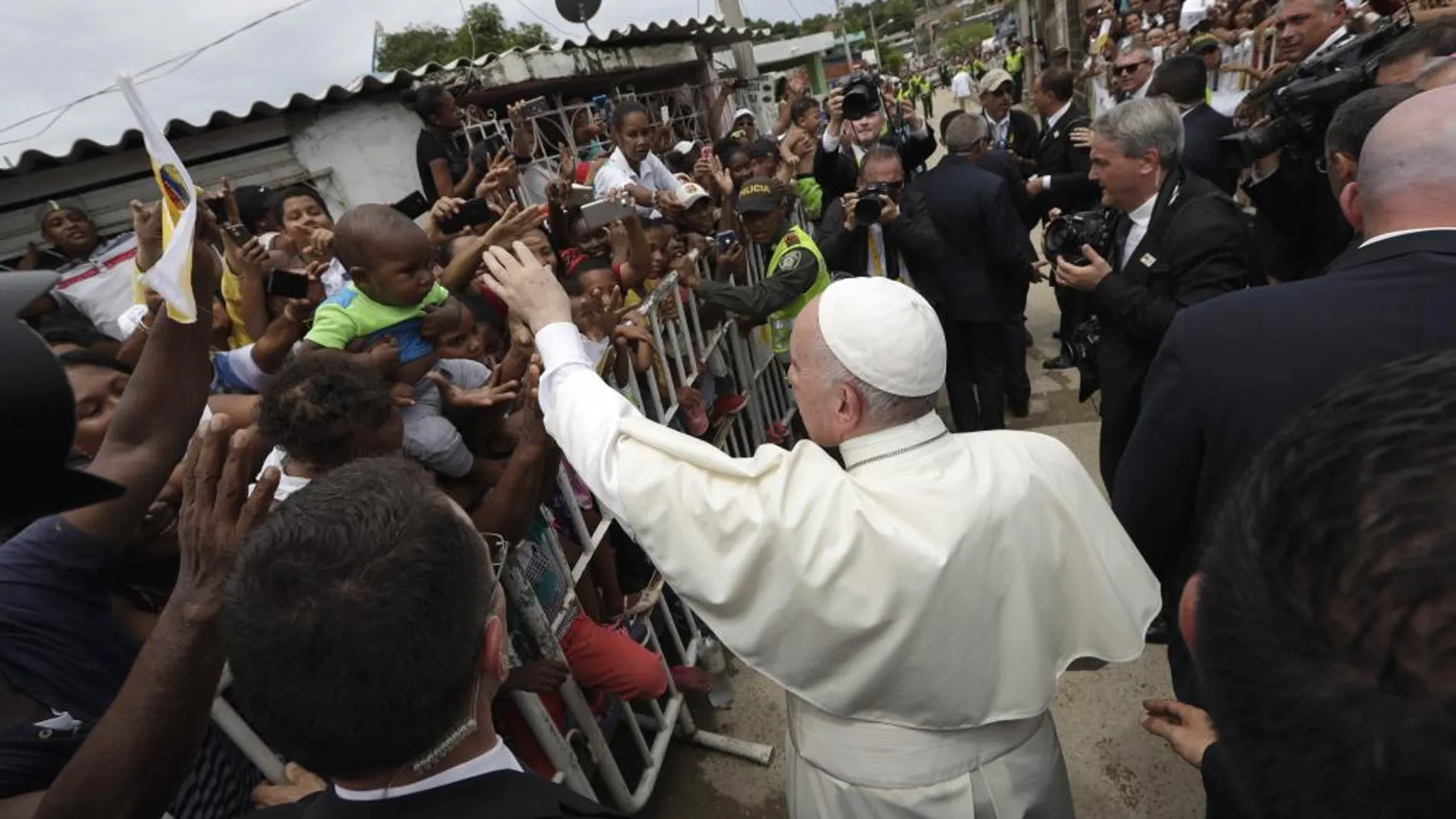 El Papa visita la parroquia del barrio de San Francisco en Cartagena