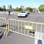 Corte de tráfico en el Paseo de Isabel la Católica en dirección al centro