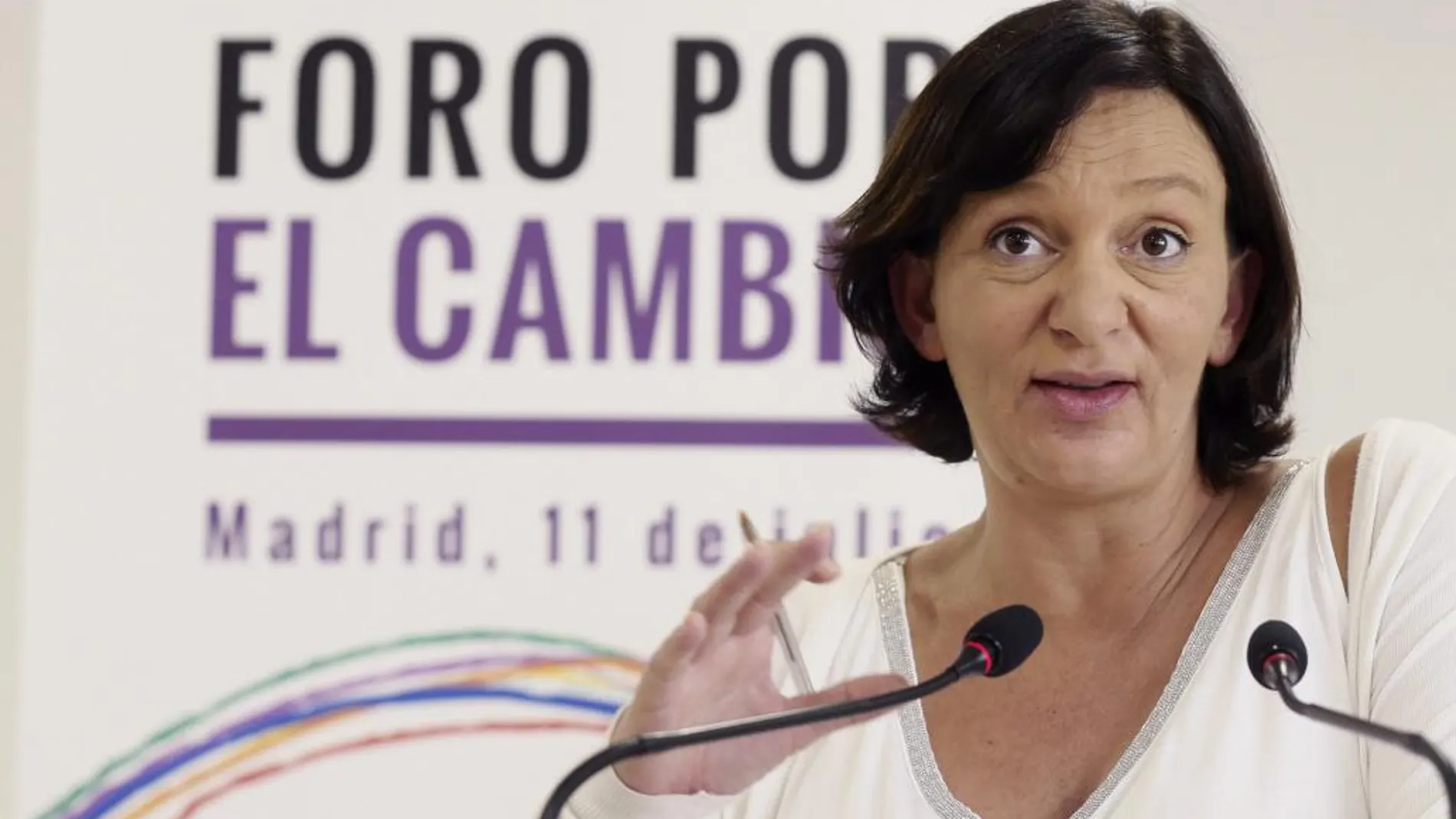 La secretaria de Análisis de Podemos, Carolina Bescansa
