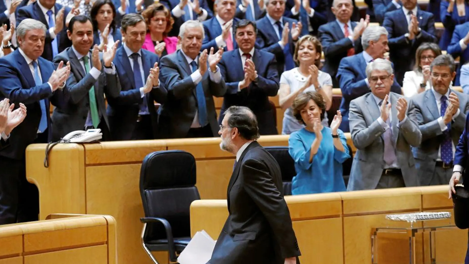 El presidente del Gobierno, Mariano Rajoy, compareció ayer en el Senado para pedir su apoyo en la aplicación del 155 en Cataluña