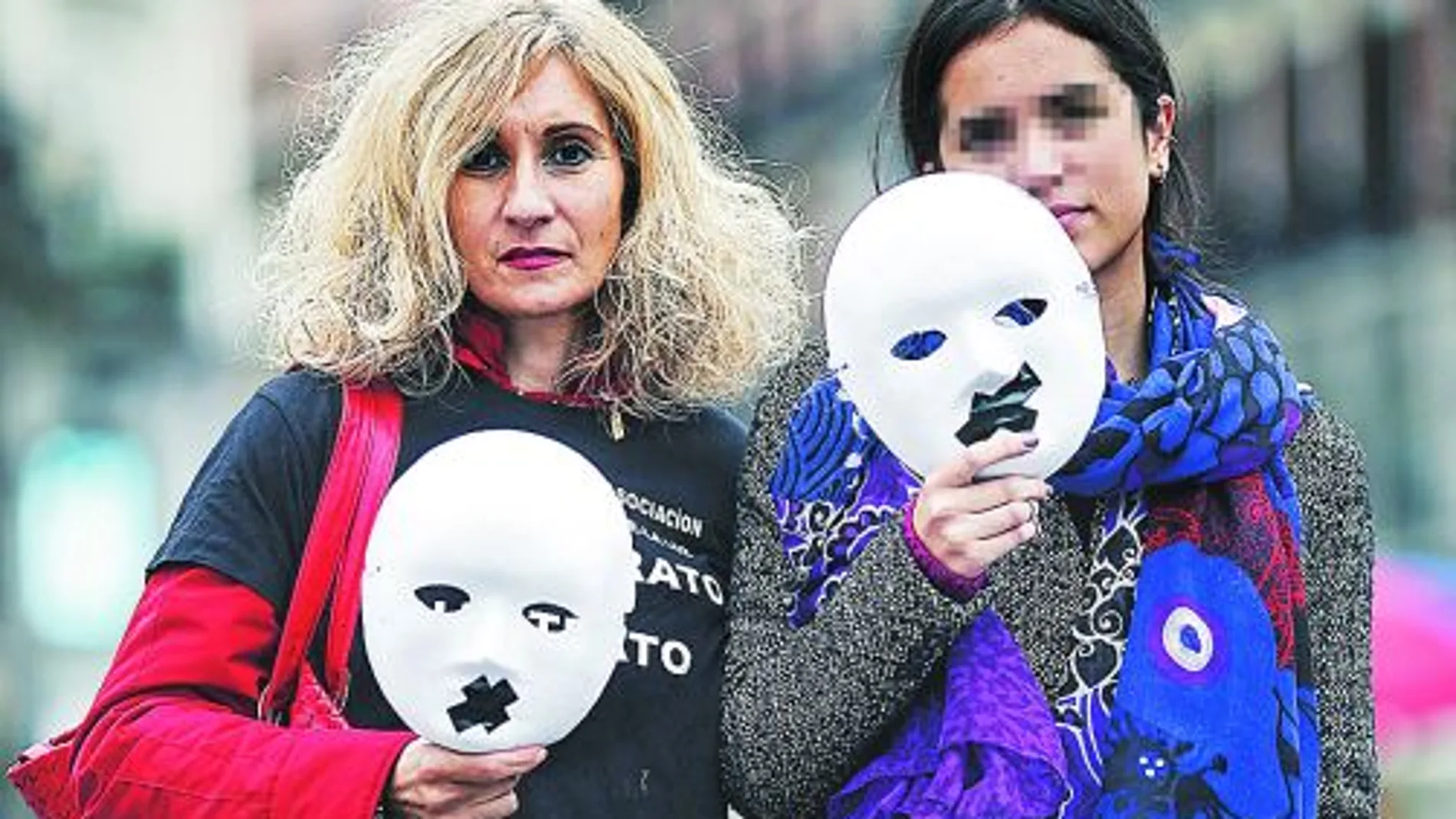 Madre e hija denuncian los años de calvario que han vivido como víctimas de la violencia de género. Sonia y Patricia han sabido dar un vuelco a sus vidas