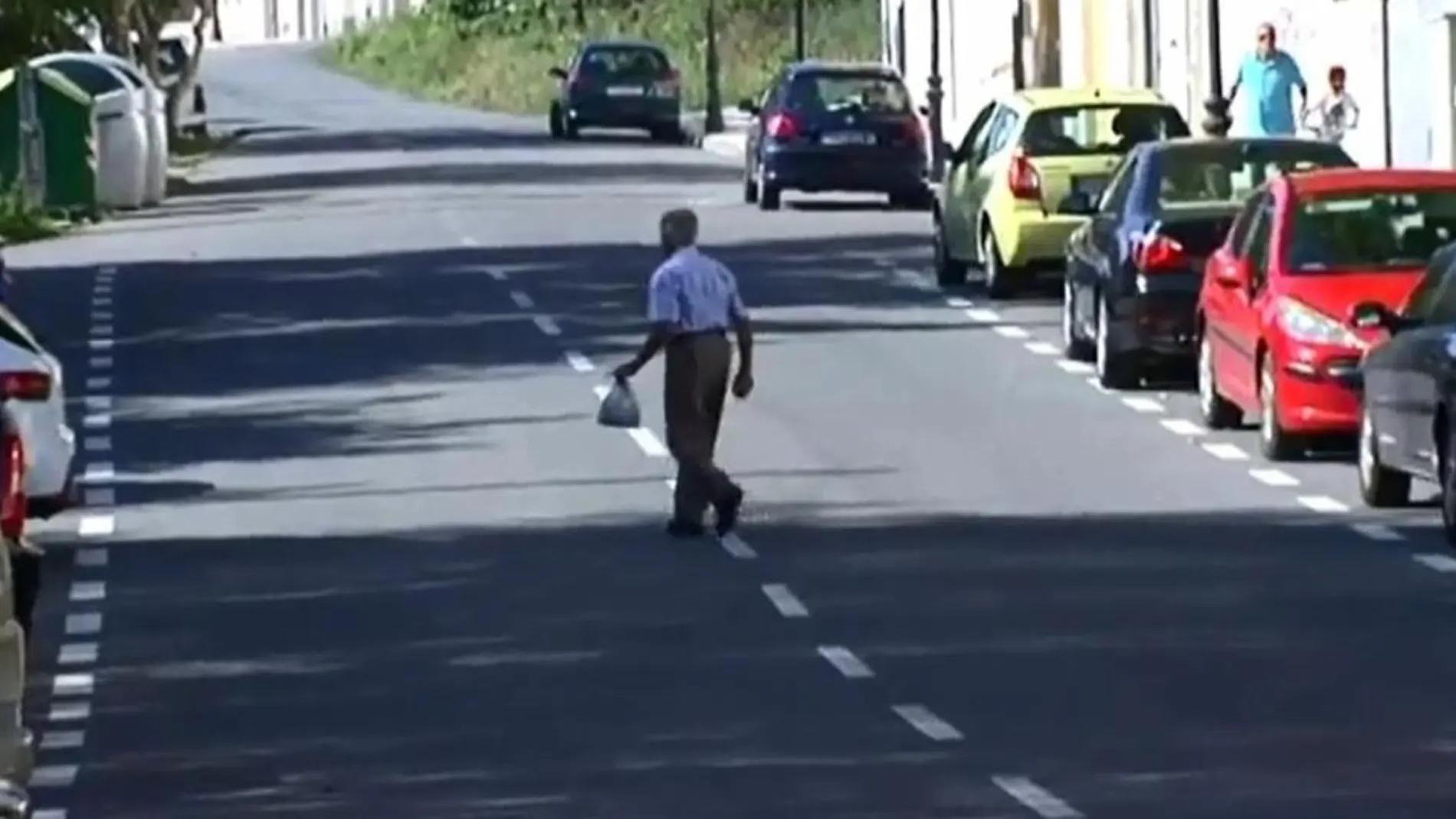 Málaga multará a los peatones que crucen la calle por un lugar inadecuado