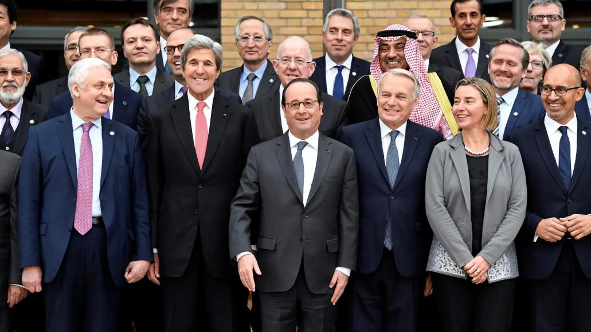 Los representantes de 70 países, reunidos en París para buscar una solución al conflicto Israel-Palestina