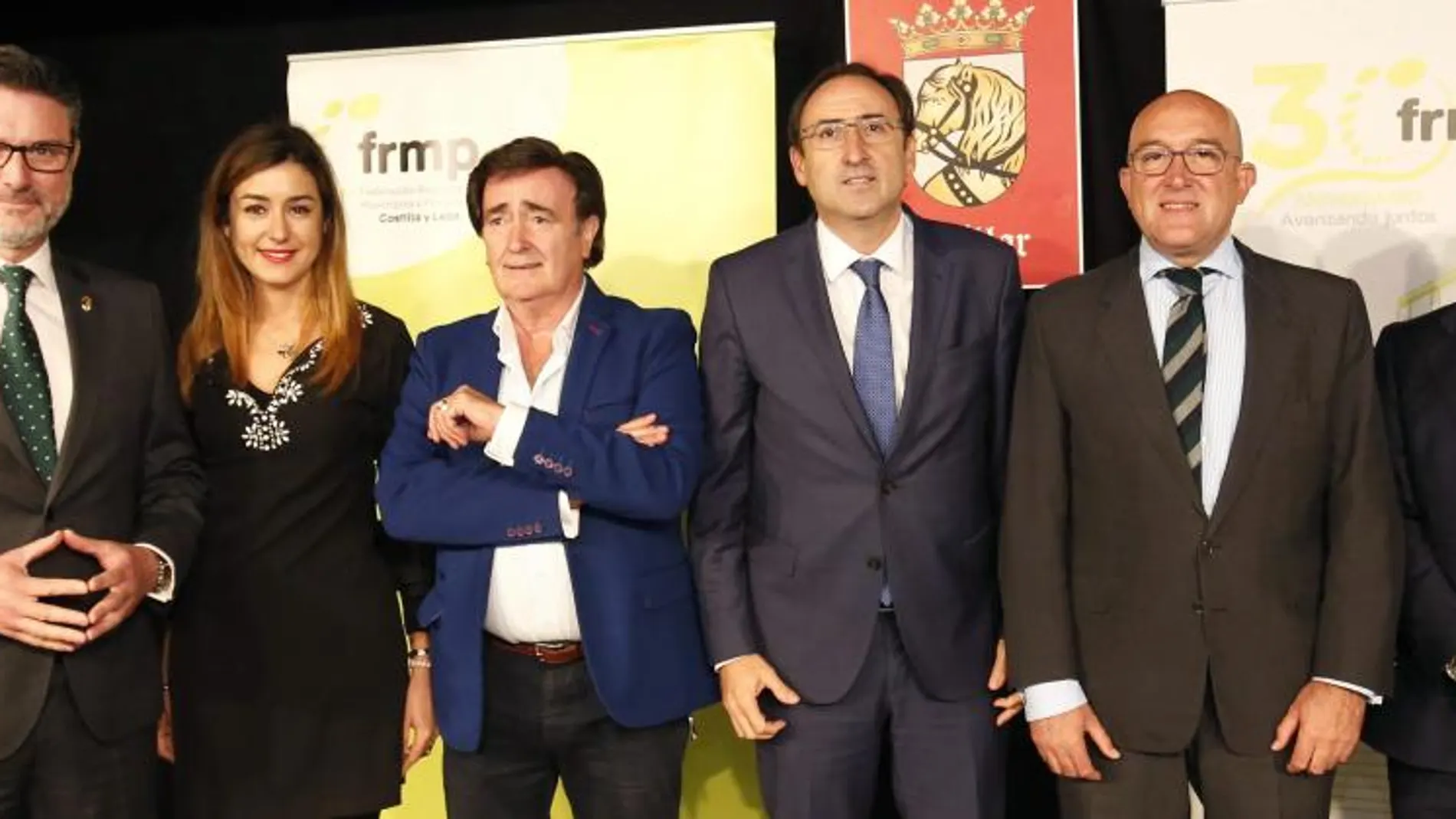 El presidente de la FRMP, Alfonso Polanco, junto a Jesús Julio Carnero, José Luis Vázquez, Jesús García, Aitana Hernando y Fernando Salgueiro
