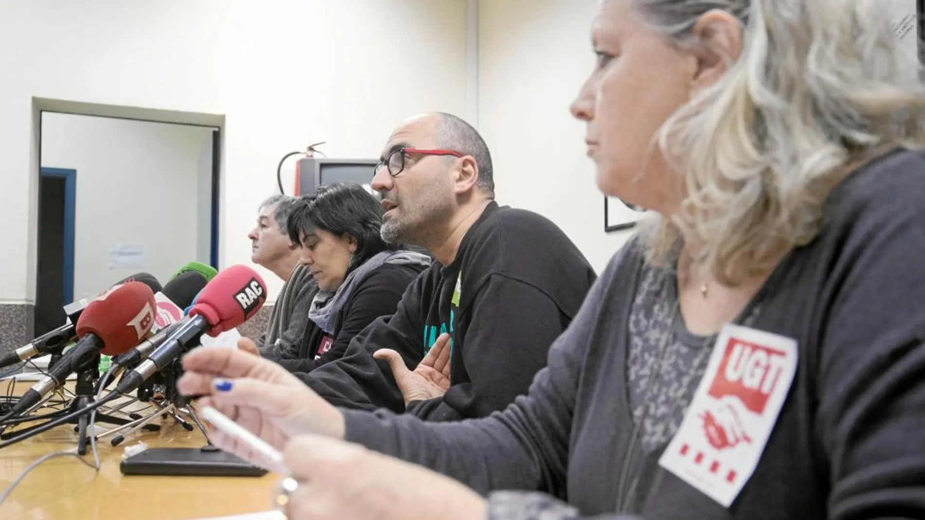 Los sindicatos educativos USTEC, CC OO, UGT y ASPEC han convocado un calendario de movilizaciones en enero y una huelga general el 9 -F