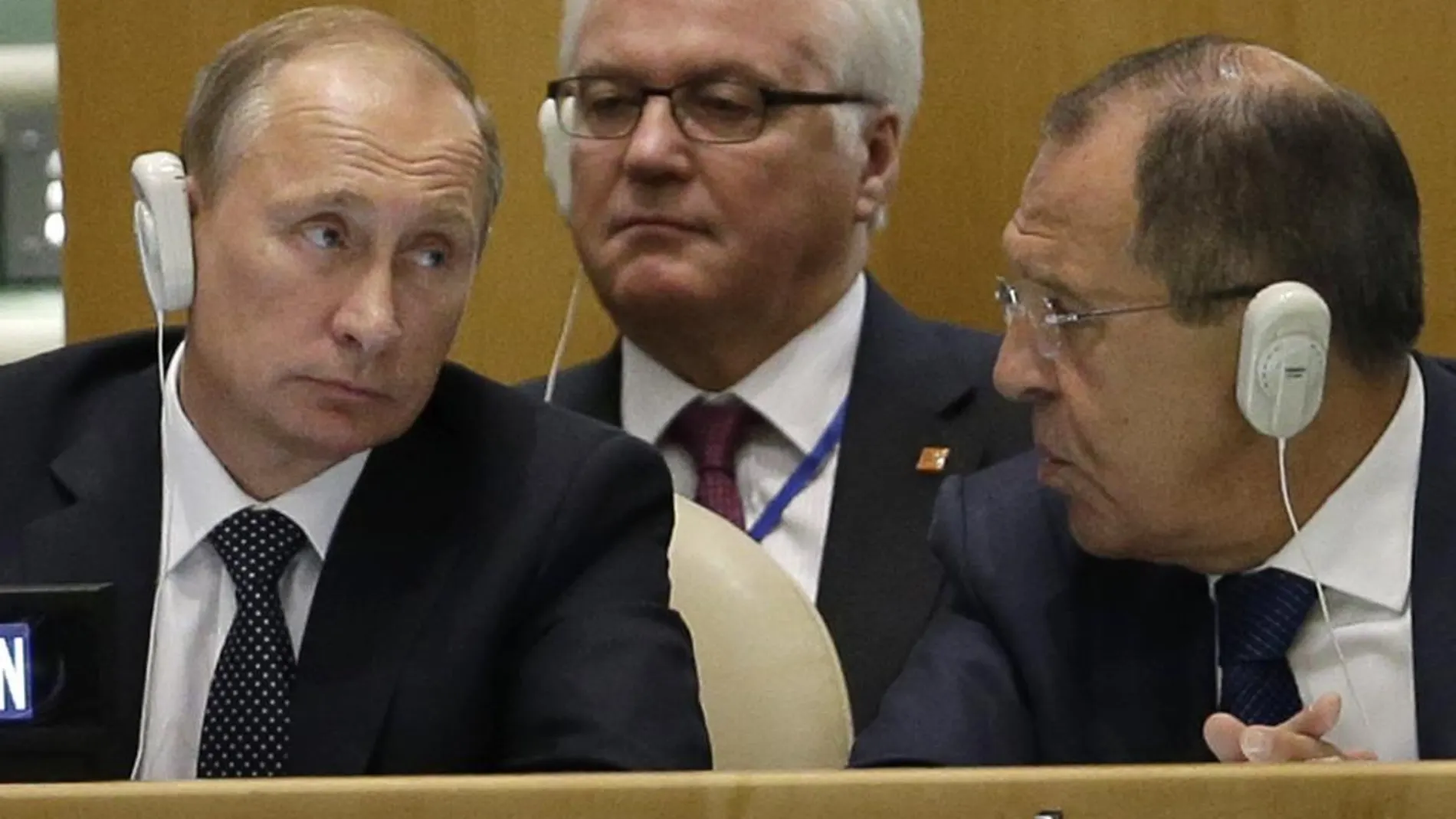 El presidente ruso, Vladímir Putin, el ministro de Exteriores ruso, Sergei Lavrov y Vitali Churkin, embajador ruso ante la ONU