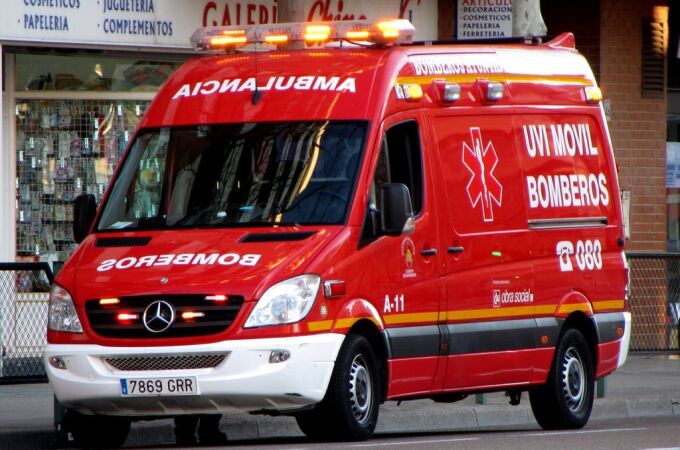 Imagen de una UVI móvil del cuerpo de bomberos de Zaragoza