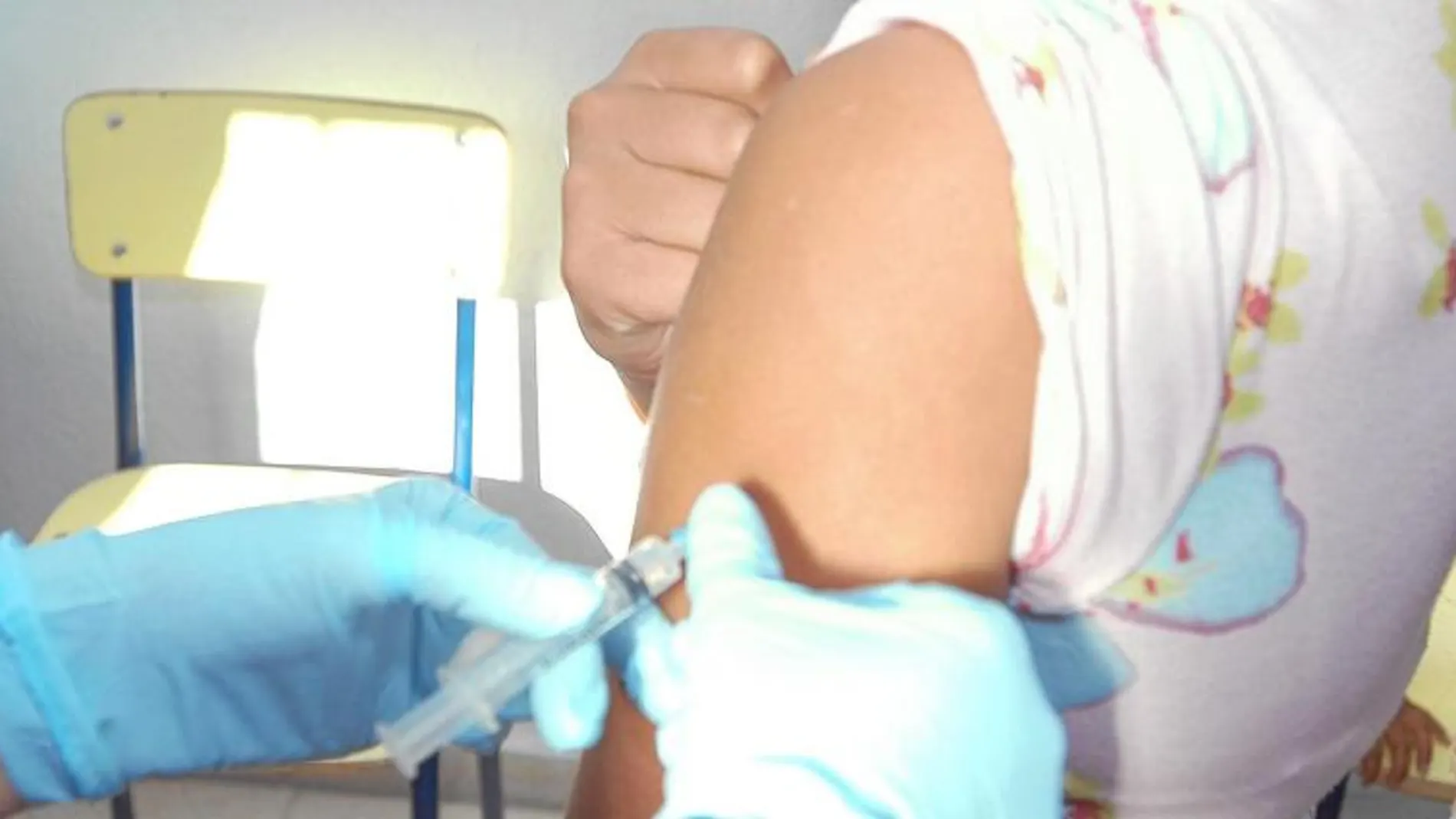 Las farmacias están desbordadas ante la demanda de la vacuna de la enfermedad meningocócica B