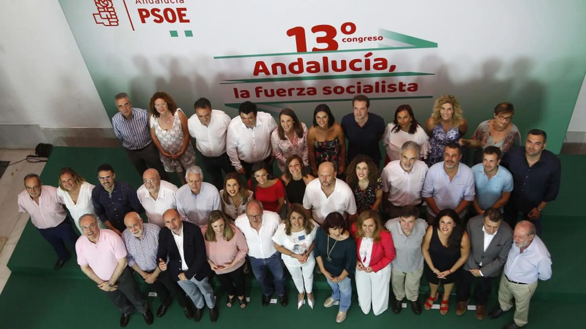 Susana Díaz presidió ayer la primera reunión de la nueva Comisión Ejecutiva Regional del PSOE-A