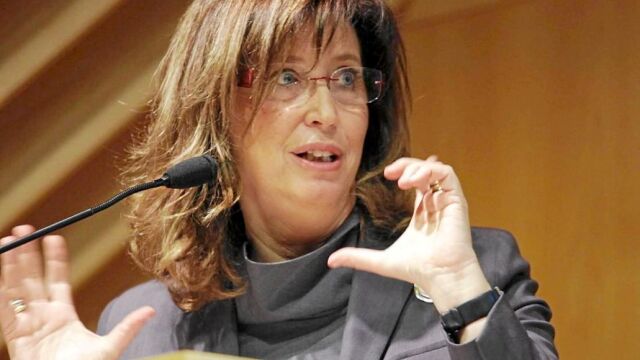 La consellera de Educación, Irene Rigau, dijo que hay 17 expedientes adecuados para obtener las ayudas