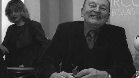 El escritor francés Michel Tournier, en un aimagen de 1998
