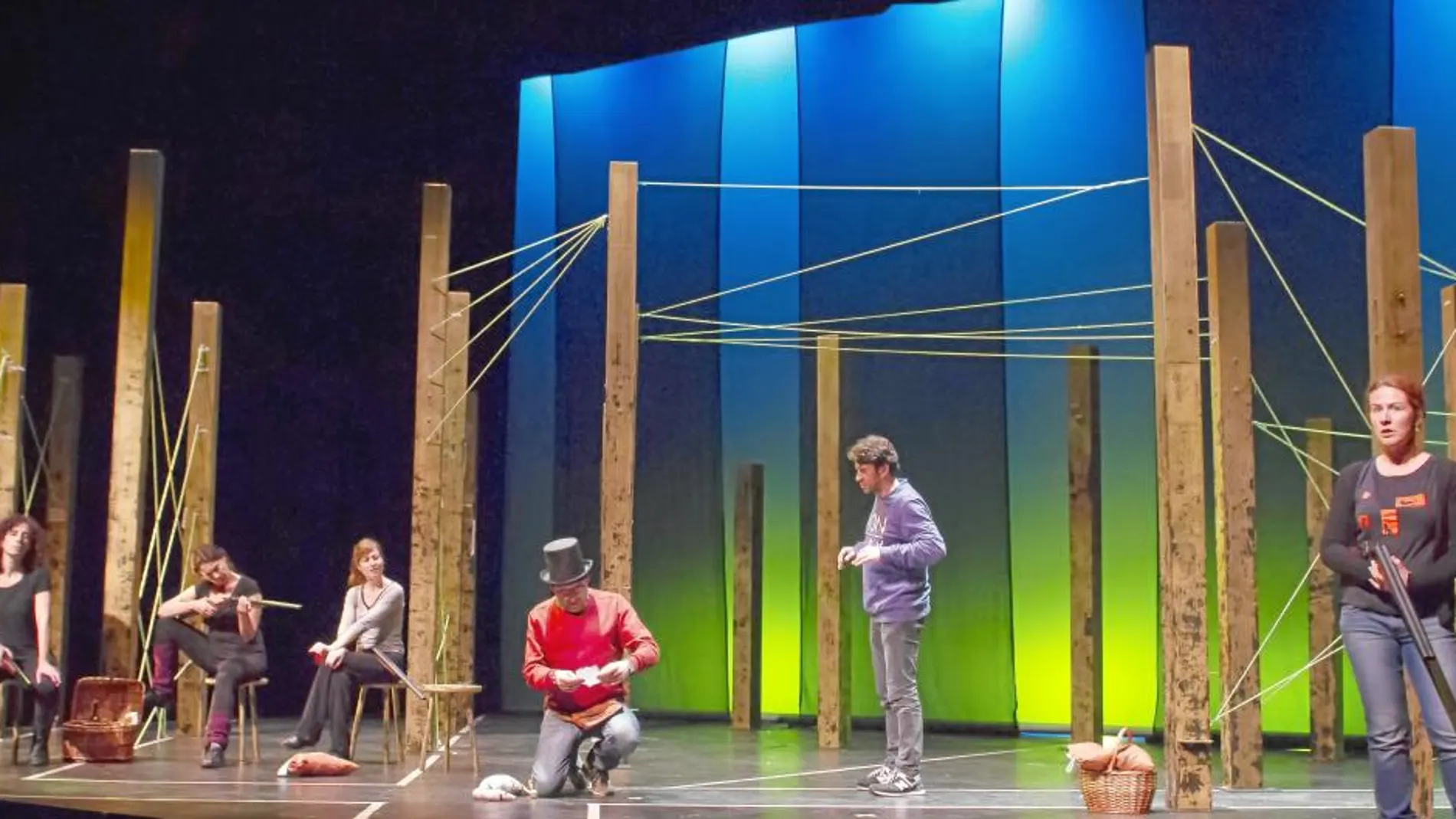 Imagen de los ensayos de «Trabajos de amor perdidos» en la sala Verde de los Teatros del Canal