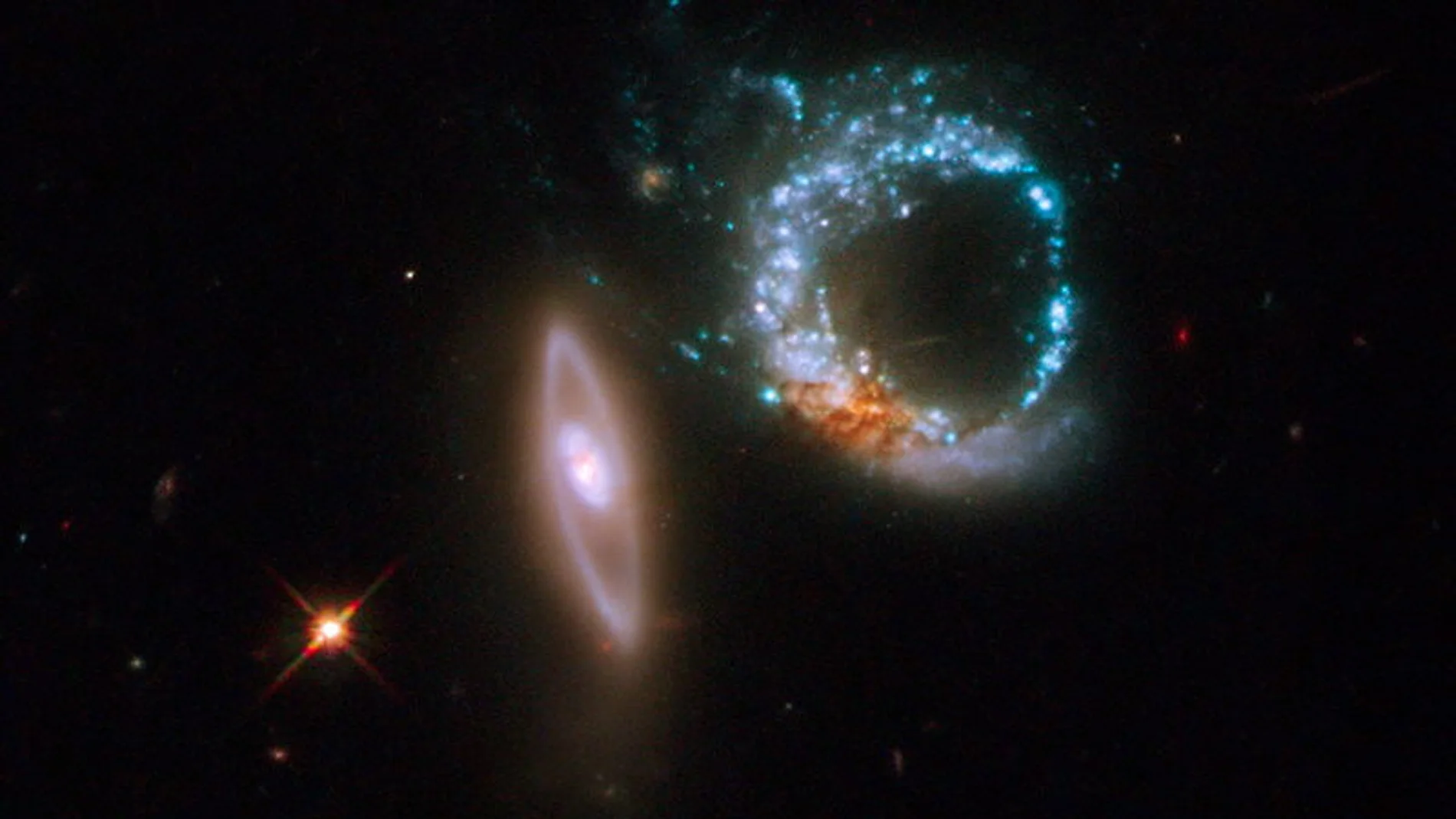 Dos galaxias captadas por el telescopio Hubble, en una imagen de archivo