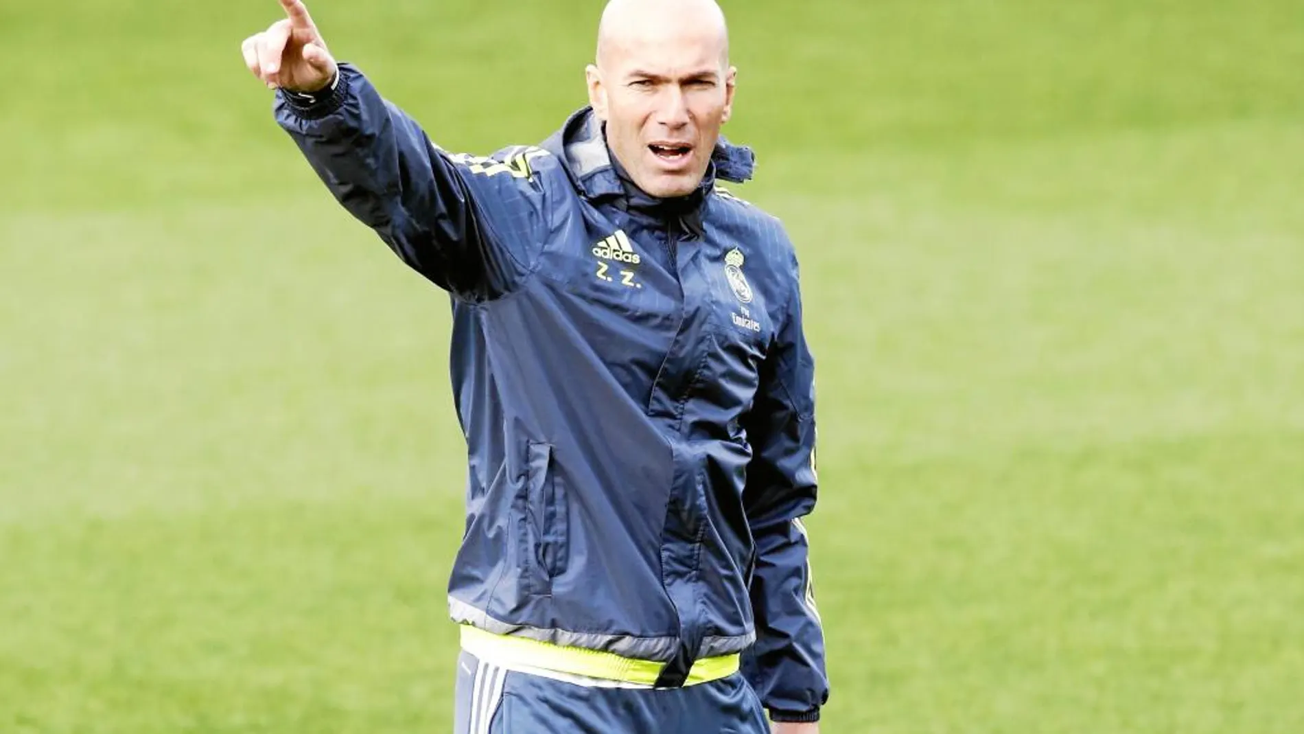 El técnico francés del Real Madrid, Zinedine Zidane