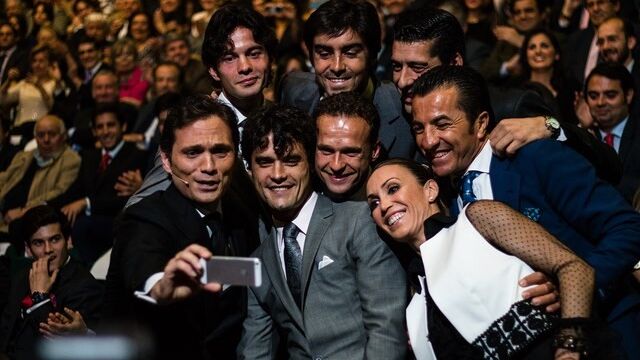 Selfie de algunos de los invitados a la última Gala de la FJT