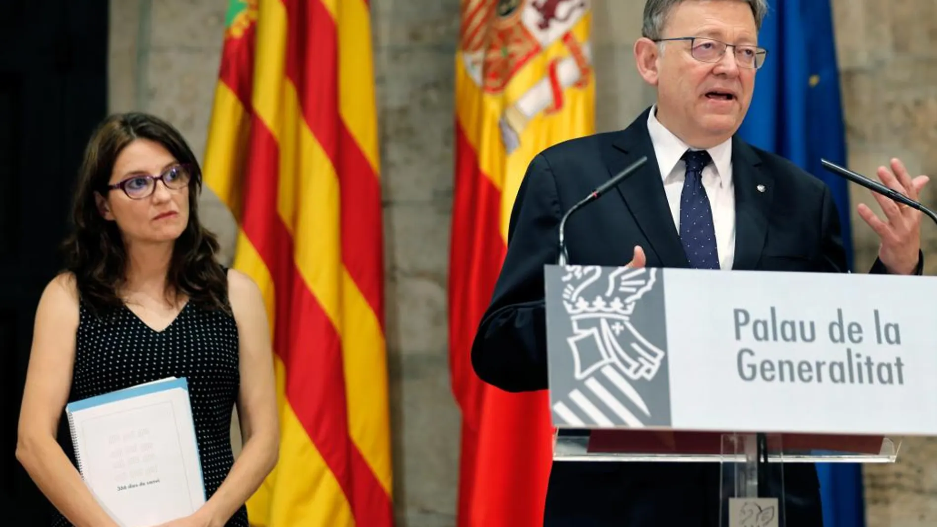 El president de la Generalitat, Ximo Puig y la vicepresidenta, Mónica Oltra en la rueda de prensa de ayer